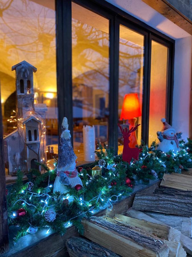De La Foret Hotel
