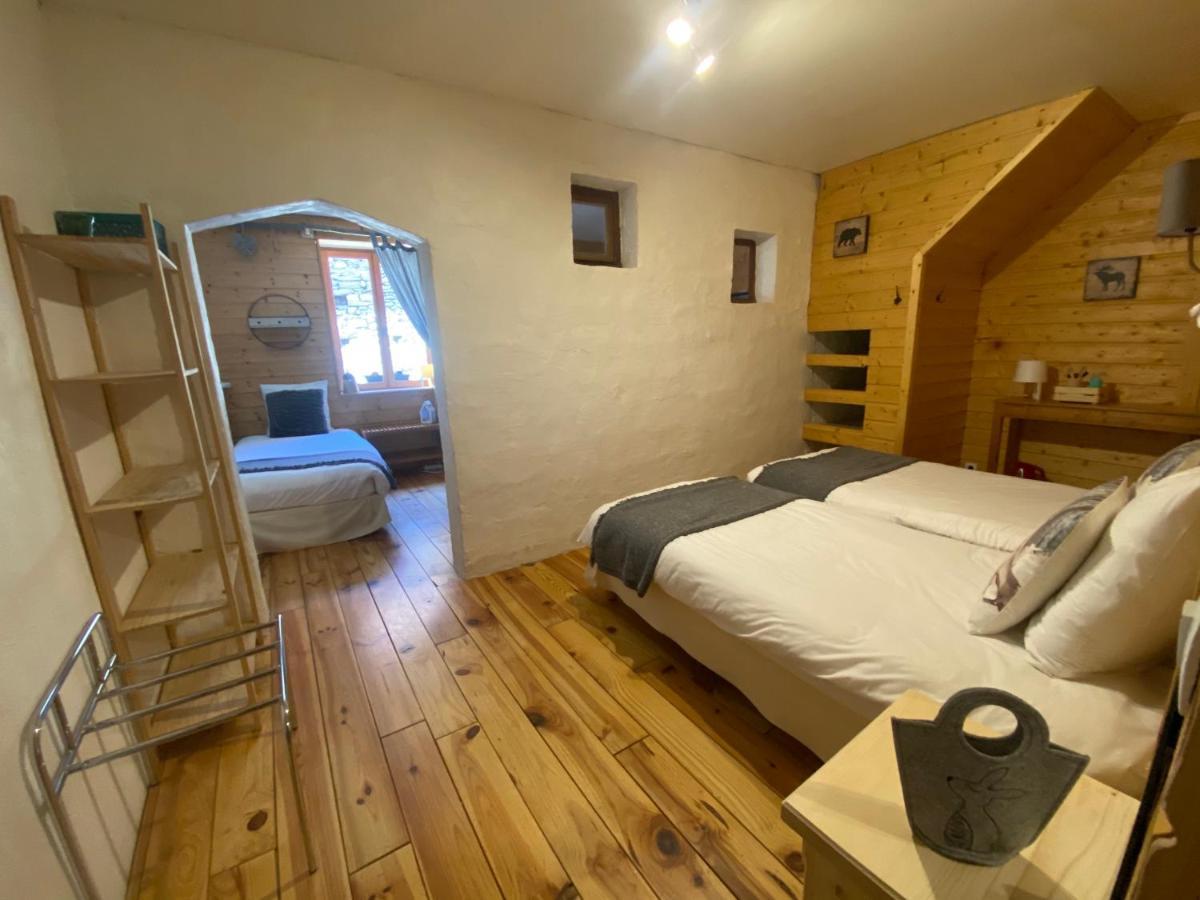 De La Foret Hotel